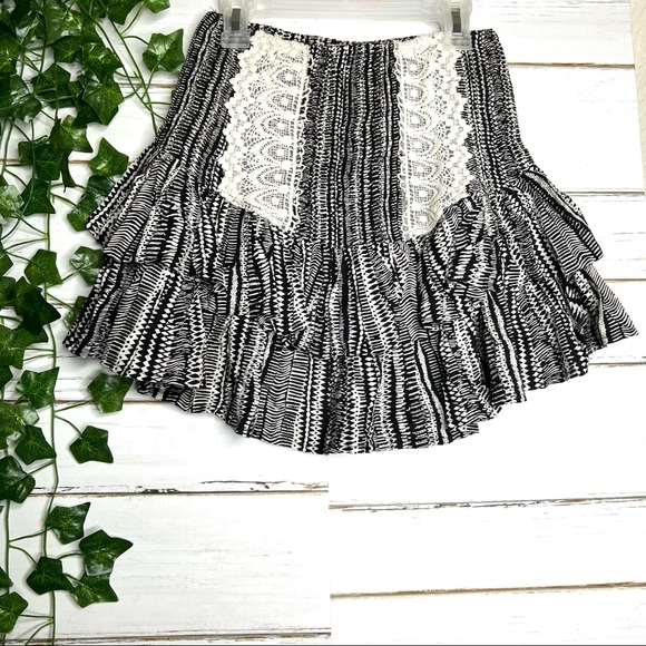Vintage Havana Dresses & Skirts - Vintage Havana Layered Smock Waist Black White Skirt S